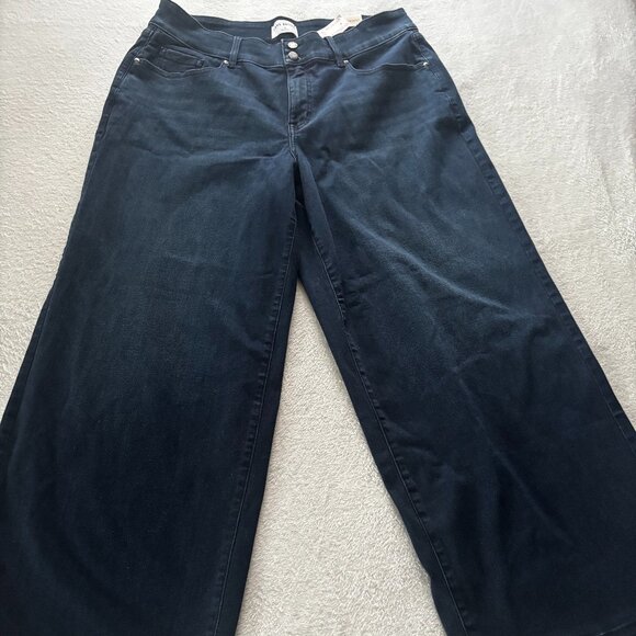 Lane Bryant Tighter Tummy Wide Leg Jeans Size 18 High Rise Dark Wash NWT - Picture 3 of 7